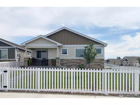 635 Davis Dr, Frederick, CO 80530 photo 2