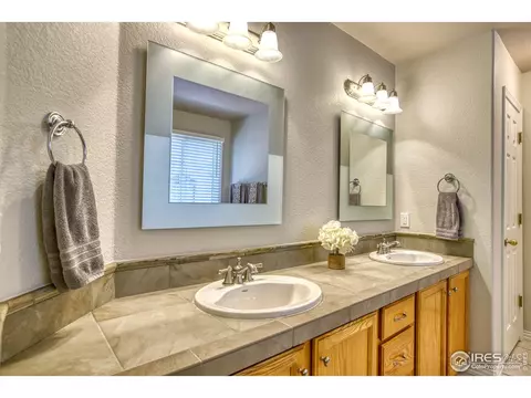 578 E 16th Ave, Longmont, CO 80504 photo 17