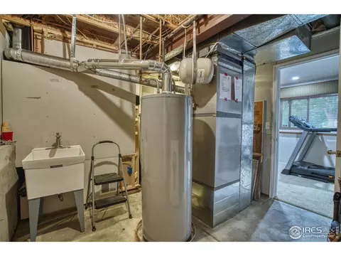 578 E 16th Ave, Longmont, CO 80504 photo 32