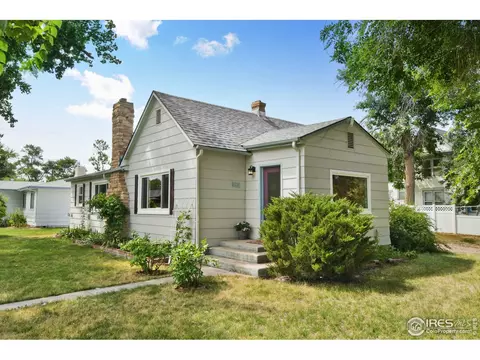 805 6th St, Berthoud, CO 80513 photo 1