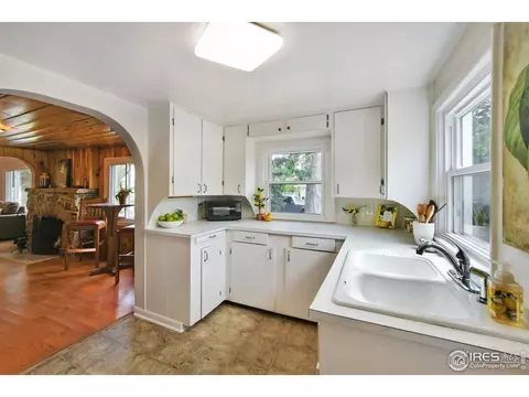 805 6th St, Berthoud, CO 80513 photo 8