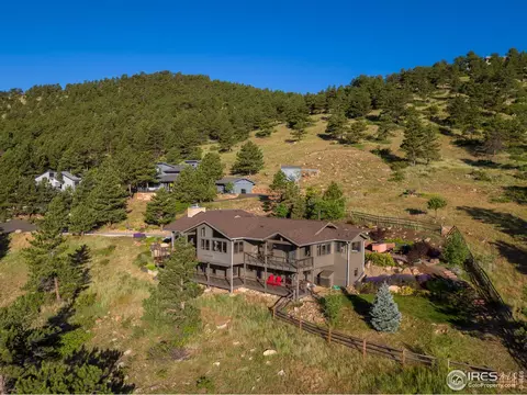 9184 Pine Ridge Ln, Boulder, CO 80302 photo 2