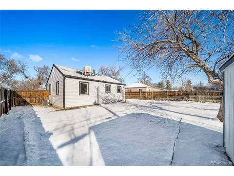 820 Moline St, Aurora, CO 80010 photo 31