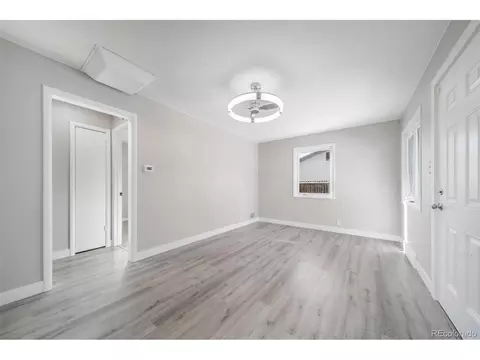 820 Moline St, Aurora, CO 80010 photo 8