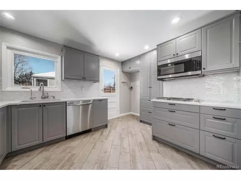 820 Moline St, Aurora, CO 80010 photo 12