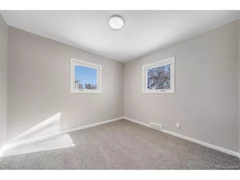 820 Moline St, Aurora, CO 80010 photo 23