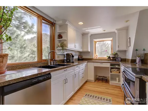 382 Whispering Pines Rd, Boulder, CO 80302 photo 8