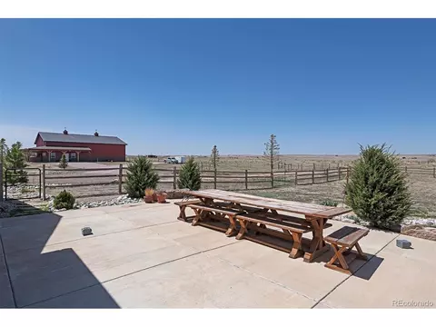 44995 Wolf Creek Dr, Bennett, CO 80102 photo 26