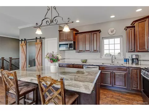 44995 Wolf Creek Dr, Bennett, CO 80102 photo 10