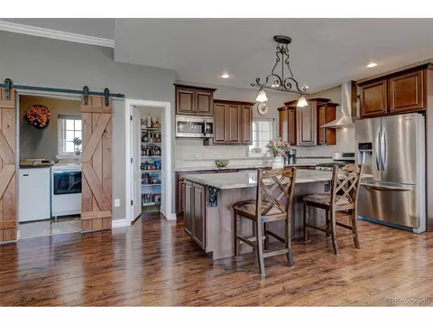 44995 Wolf Creek Dr, Bennett, CO 80102 photo 9