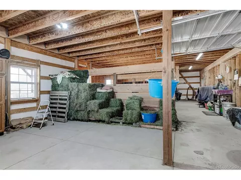 44995 Wolf Creek Dr, Bennett, CO 80102 photo 34