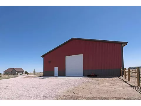 44995 Wolf Creek Dr, Bennett, CO 80102 photo 29