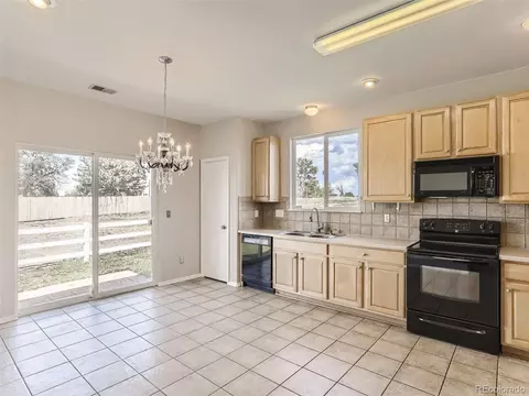 14977 E Maple Pl, Aurora, CO 80012 photo 9