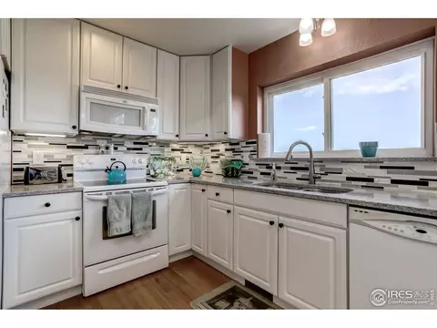 6659 Bean Mountain Ln, Boulder, CO 80301 photo 11