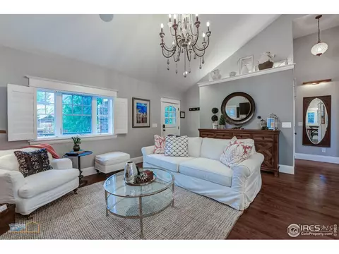 740 9th St, Boulder, CO 80302 photo 2