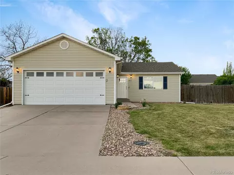 4013 Eagles Nest Dr, Evans, CO 80620
