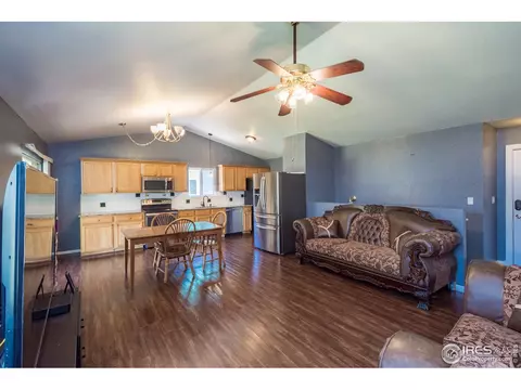 1117 E 25th St Ln, Greeley, CO 80631 photo 5