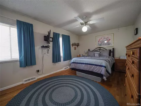 Bedroom - 5035 E Weaver Ave, Centennial, CO 80121 photo 1 of 7