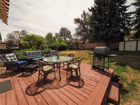 Exterior - 5035 E Weaver Ave, Centennial, CO 80121 photo 2 of 6