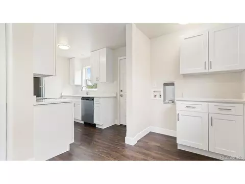 3760 Elm St, Denver, CO 80207 photo 9