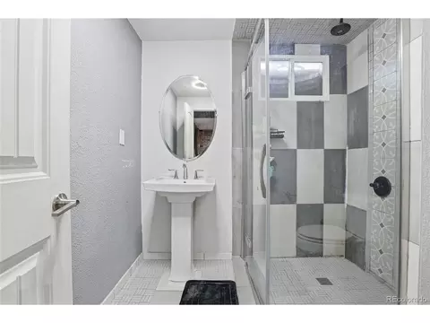 Bath - 12840 E 55th Ave, Denver, CO 80239 photo 1 of 3