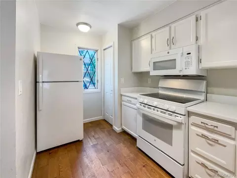 2699 E Nichols Cir, Centennial, CO 80122 photo 10