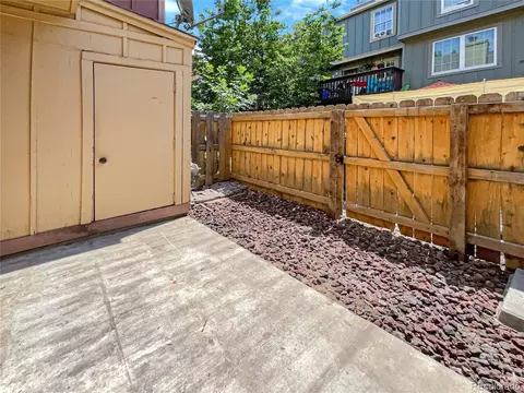 2699 E Nichols Cir, Centennial, CO 80122 photo 7