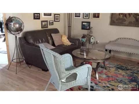 210 E Iowa Ave, Berthoud, CO 80513 photo 4