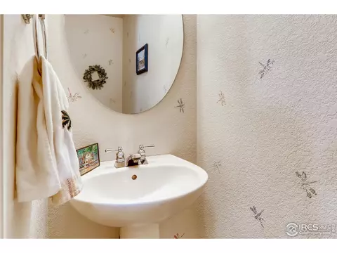 845 Pendleton Ave, Longmont, CO 80504 photo 17