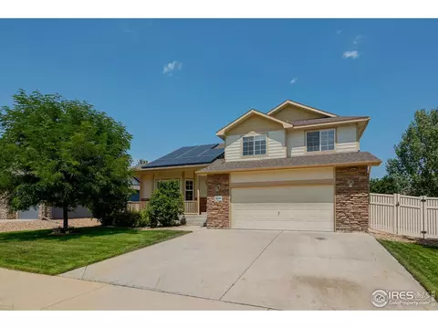 9846 Buffalo St, Longmont, CO 80504 photo 2