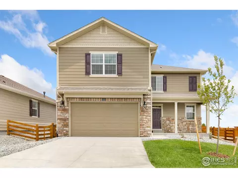 5462 Sandy Ridge Ave, Longmont, CO 80504 photo 2