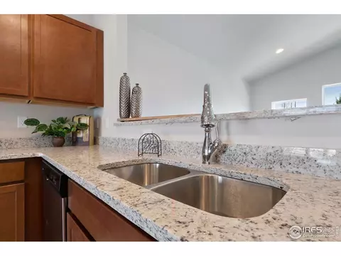 294 E Chestnut St #3, Windsor, CO 80550 photo 4