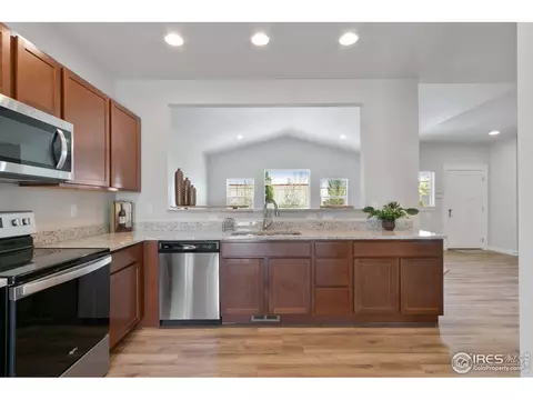 294 E Chestnut St #3, Windsor, CO 80550 photo 3