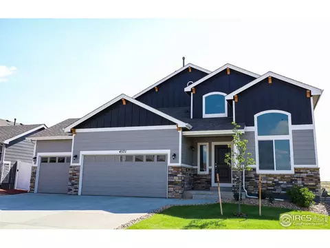 4571 Waltham Dr, Windsor, CO 80550 photo 2