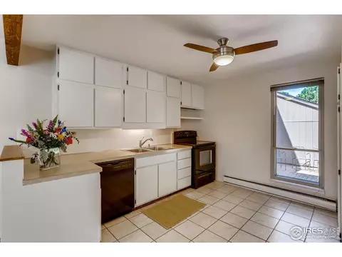 4282 Greenbriar Blvd, Boulder, CO 80305 photo 5