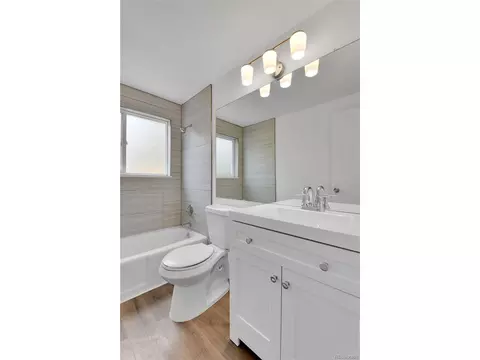 5224 Scranton Ct, Denver, CO 80239 photo 17