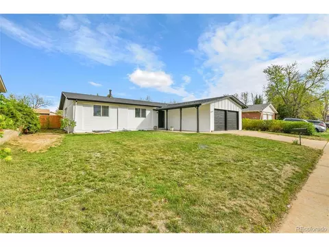 5224 Scranton Ct, Denver, CO 80239 photo 2