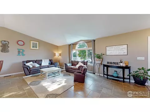 1407 Maple Dr, Berthoud, CO 80513 photo 4