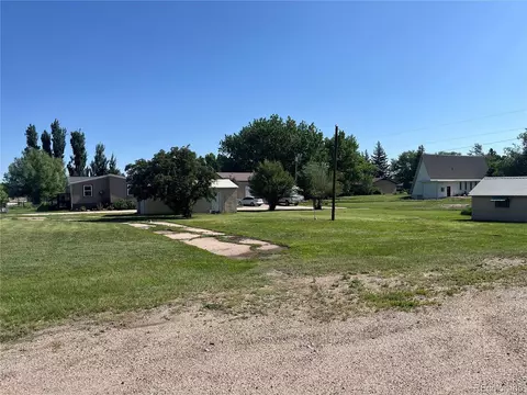 610 H Ave, Limon, CO 80828 photo 3