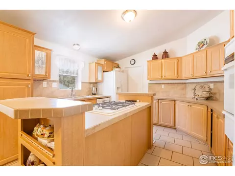 3736 Larson Ave, Evans, CO 80620 photo 14