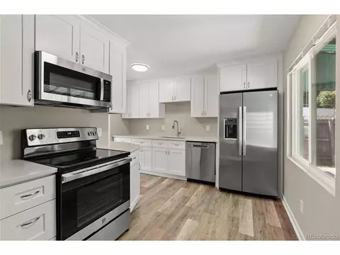 1957 Jamaica St, Aurora, CO 80010
