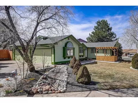 2519 Fairplay Way, Aurora, CO 80011