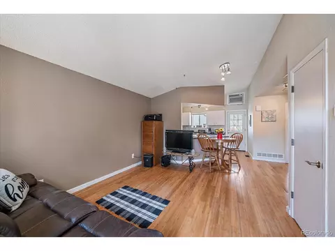 17410 E Whitaker Dr, Aurora, CO 80015 photo 3