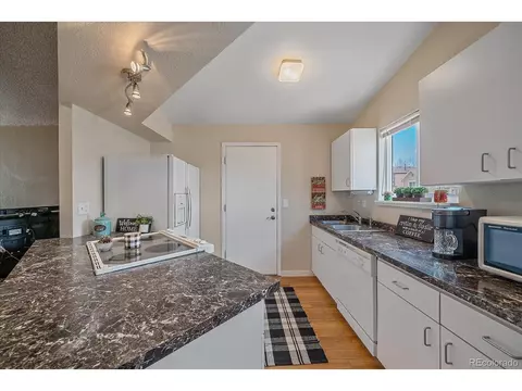 17410 E Whitaker Dr, Aurora, CO 80015 photo 10