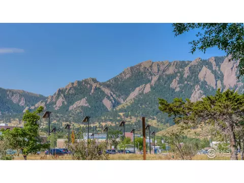 204 28th St, Boulder, CO 80305 photo 4