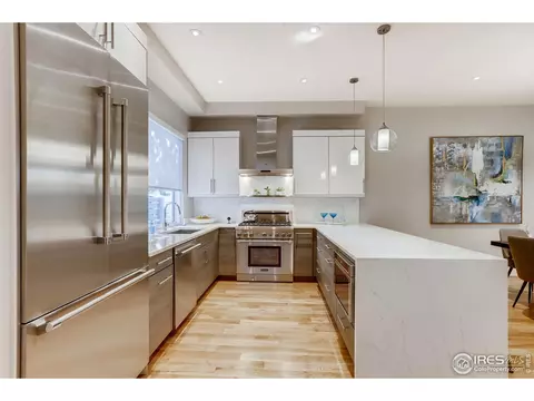 1832 Pearl St, Boulder, CO 80302 photo 4