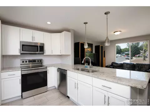 3227 E 117th Pl, Thornton, CO 80233 photo 8