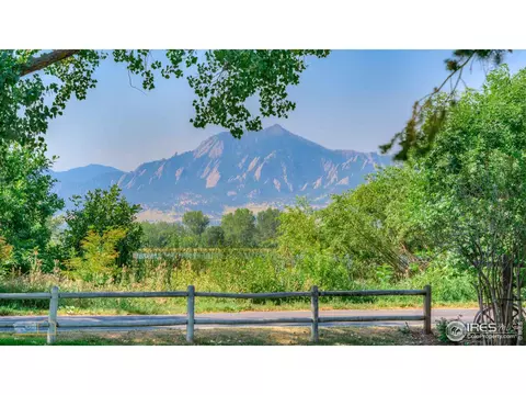 5137 Independence Rd, Boulder, CO 80301 photo 2