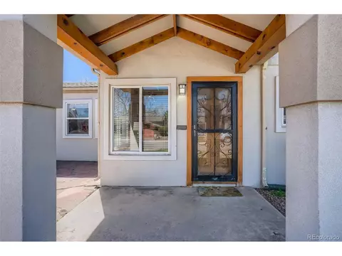 3263 S Grape St, Denver, CO 80222 photo 2