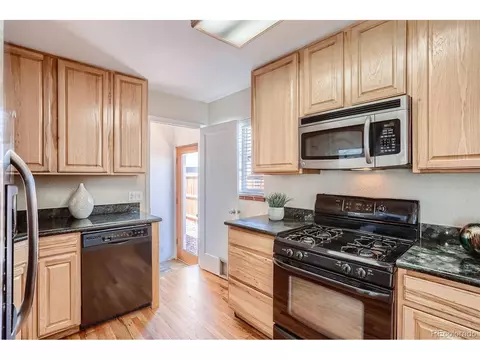 3263 S Grape St, Denver, CO 80222 photo 13